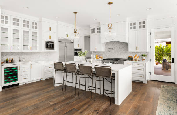 24/7 Emergency Kitchen Flooring experts in Somerset, TX